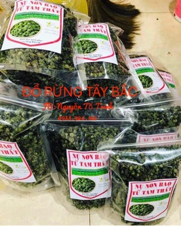 NỤ TAM THẤT