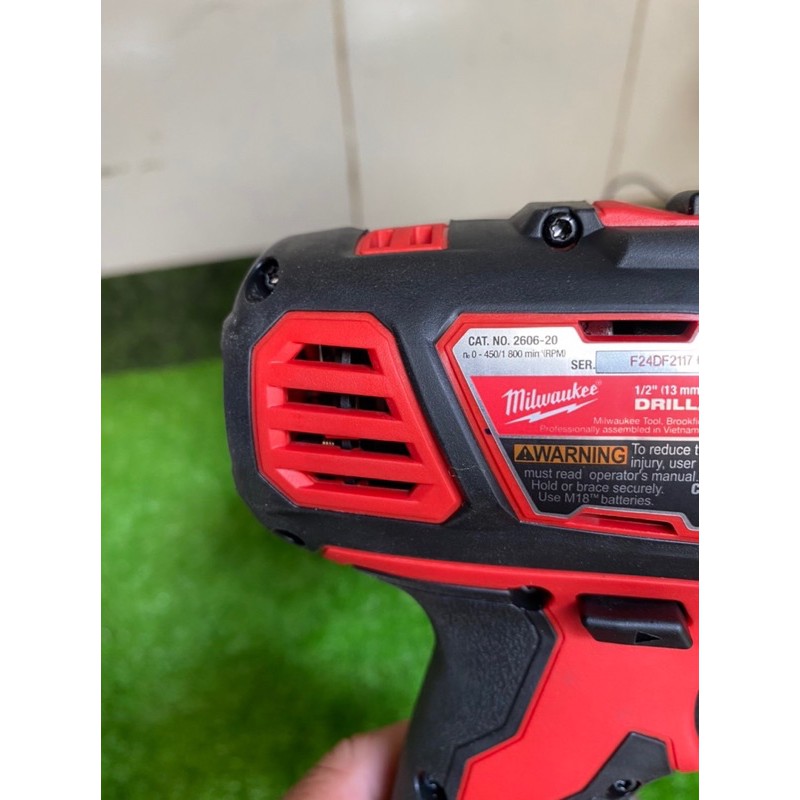 Khoan milwaukee m18