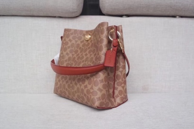 💖 COACH CHARLIE BUCKET BAG  💖