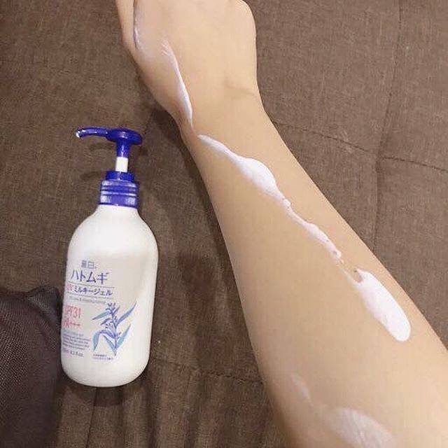 Sữa Dưỡng Thể Chống Nắng Hatomugi UV Milky Gel | BigBuy360 - bigbuy360.vn