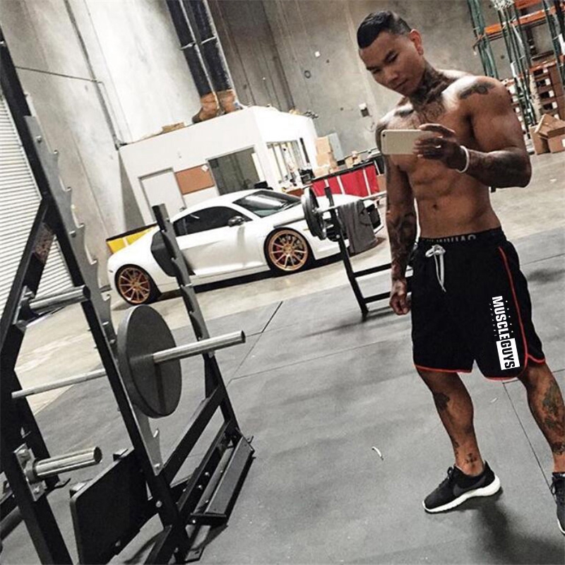 New Plus Size Fitness Mesh Sports Shorts Gym Men Fashion Brand Breathable Male Casual Shorts Comfortable Mens Bodybuilding