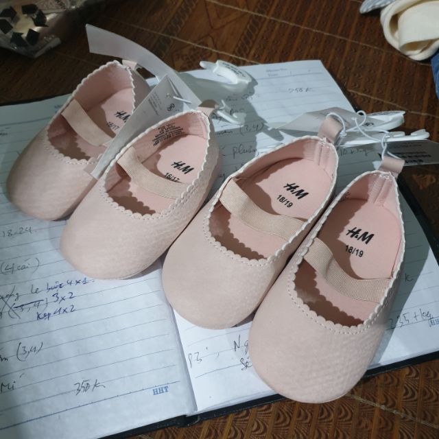 Giầy hồng búp bê