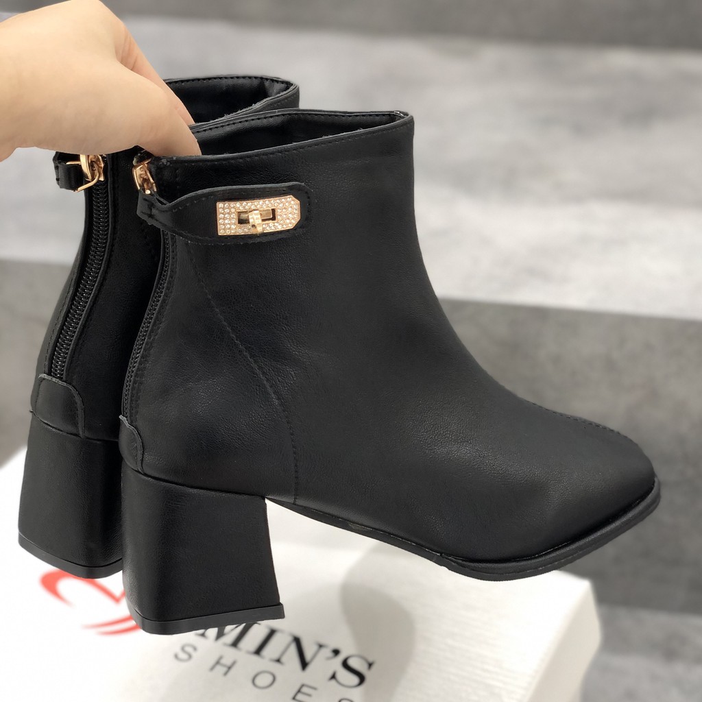 [Mã FAMALLT5 giảm 15% đơn 150k] Min's Shoes - Giày Bốt Đính Đá 50