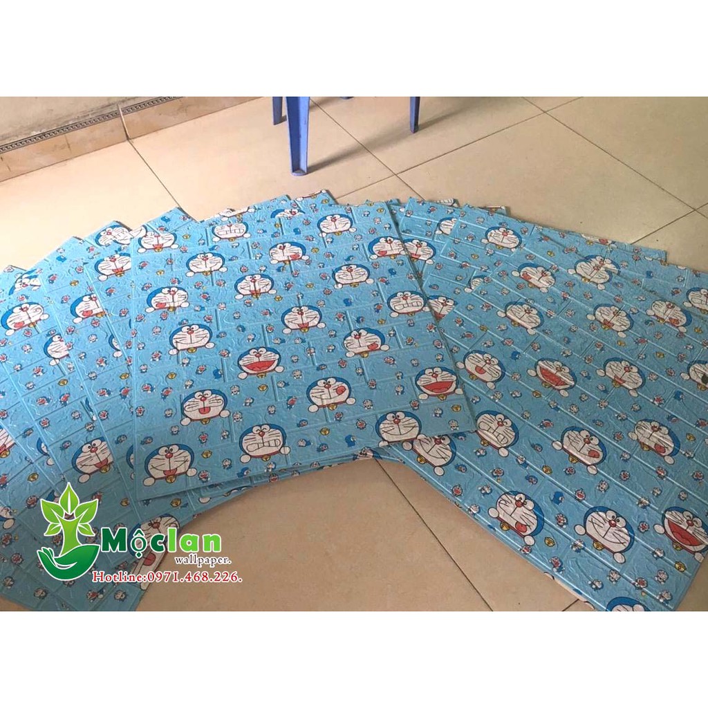 Xốp dán tường 3d trẻ em doremon và hello kitty Siêu Dễ Thương. KT 70cm x 77cm. | BigBuy360 - bigbuy360.vn