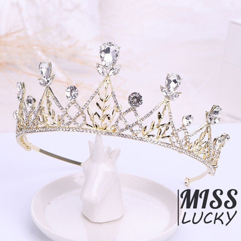 Vương miện kiểu dáng thời trang sang trọng dành cho nữ