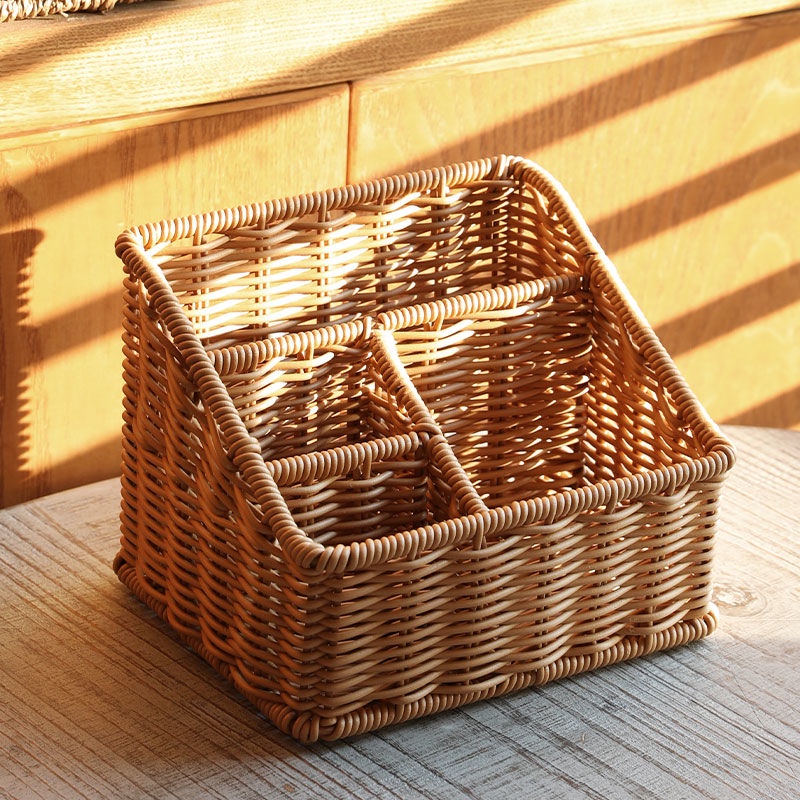 Giỏ Mây Đựng Điều Khiển Từ Xa Để Bàn Tiện Dụng