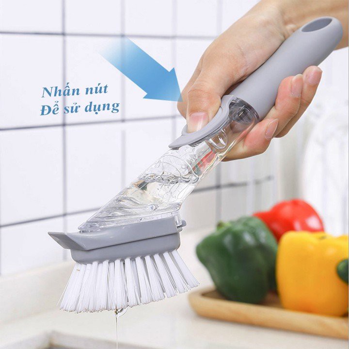 Bàn chải 2 đầu có cán kèm bình xịt xà phòng chà rửa tiện dụng - Tặng kèm đầu rửa bọt biển