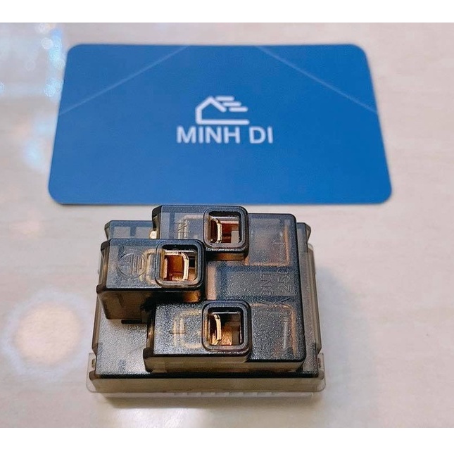 Hạt ổ cắm 3 chân, Hạt 3 chân Vonta V04 SERIES