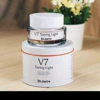 Kem dưỡng da V7