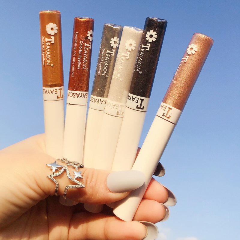 (Hàng Mới Về) Phấn Mắt Dạng Lỏng Ánh Kim Tuyến Lấp Lánh Lâu Trôi | BigBuy360 - bigbuy360.vn