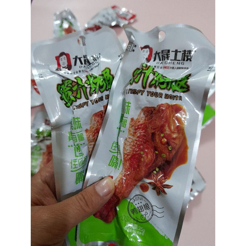 Đùi vịt cay Dacheng
