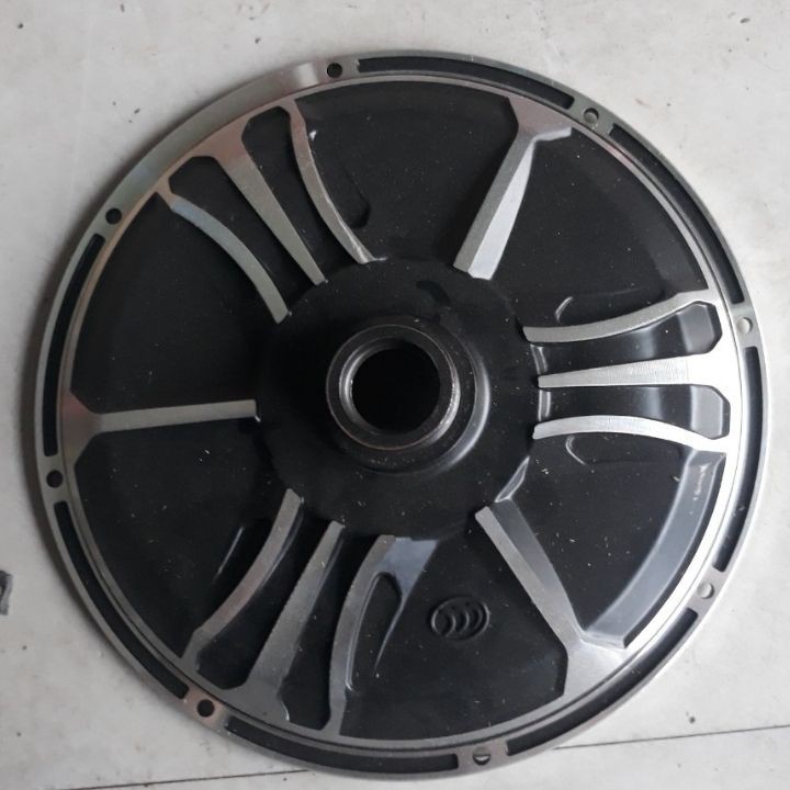 Nắp động cơ xe điện 6202 và 6203
