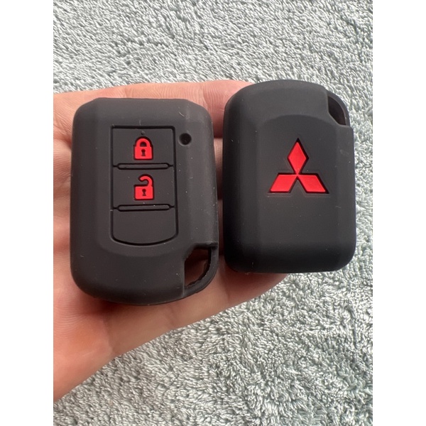 Ốp Bảo Vệ Chìa Khóa Xe MITSUBISHI OUTLANDER,  EXPANDER. Bằng Silicone Cao Cấp