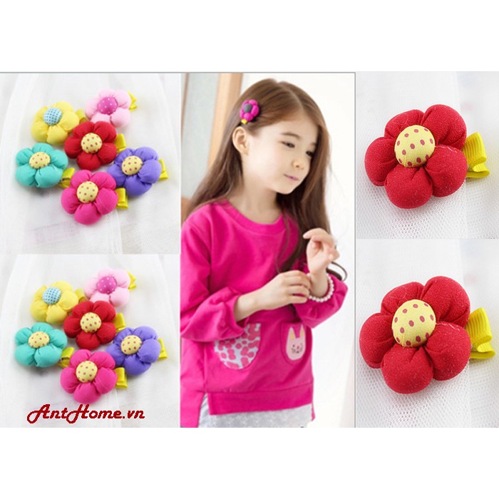Bộ 2 kẹp tóc handmade hình hoa cho bé.