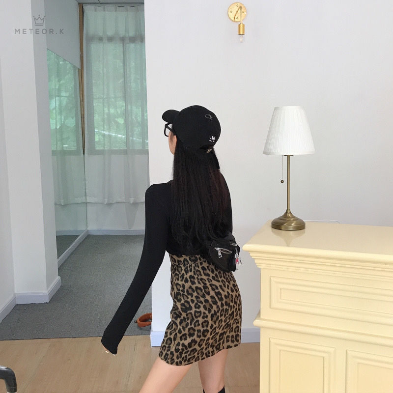 Váy Ngắn Lưng Cao Họa Tiết Da Báo Thời Trang Cho Nữ
