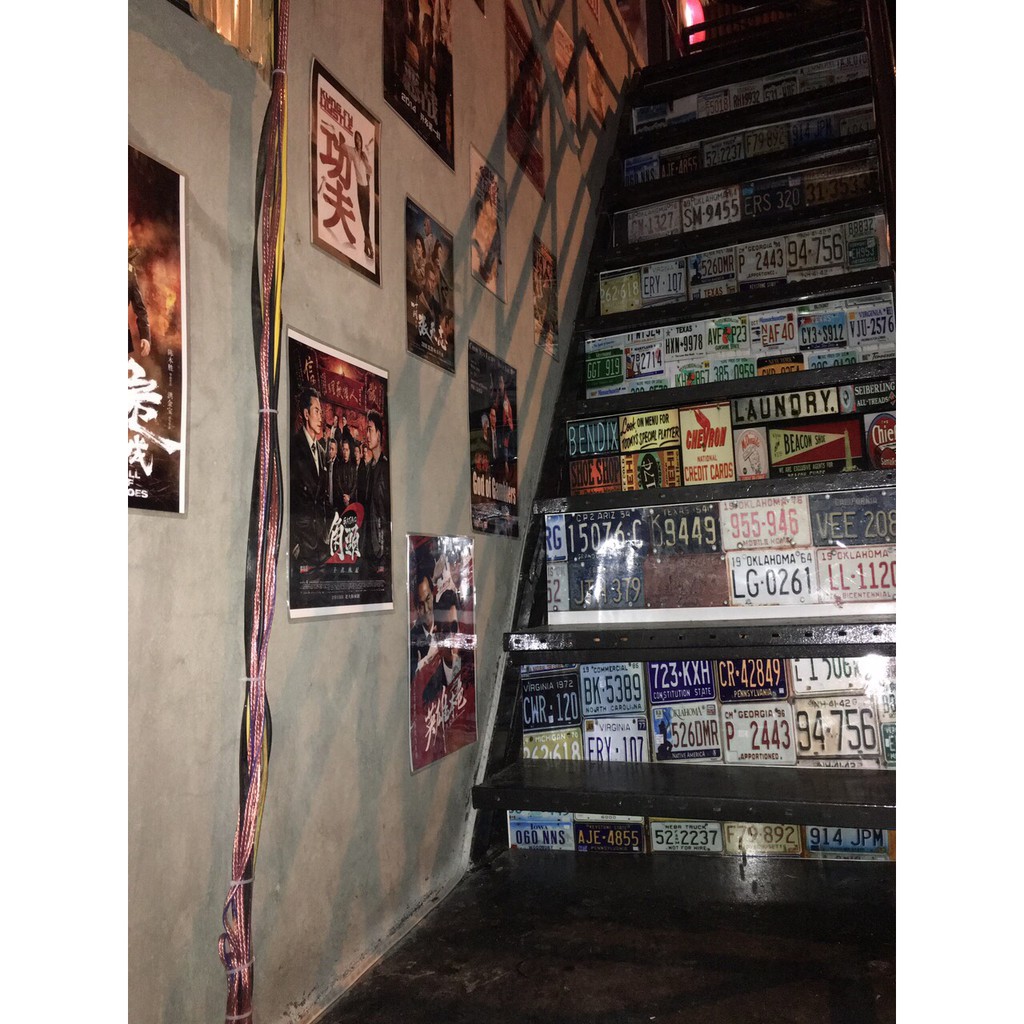 10 tờ decal biển số xe dán trang trí cầu thang cho quán trà chanh,cafe,nhà hàng,quán bia 120x18cm