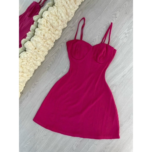 Đầm 2 dây cúp ngực siêu cute