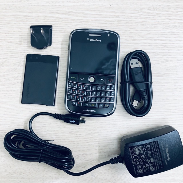 Điện thoại Blackberry 9000