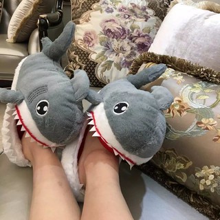Dép bông mùa đông cá mập ăn chân