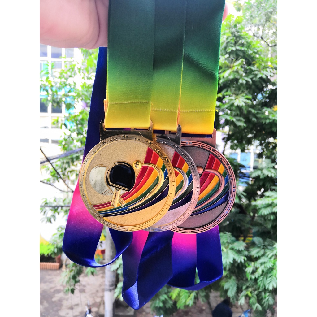 Huy chương bóng đá, bóng chuyền , cầu lông   huy chương thể thao cao cấp