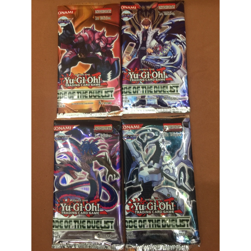 Sỉ 1 Gói Thẻ Bài Yugi-Oh Vua Trò Chơi Ngẫu Nhiên 8-10 Lá Có Thể Có Bài Thần Hoặc Rồng Trắng Mắt Xanh