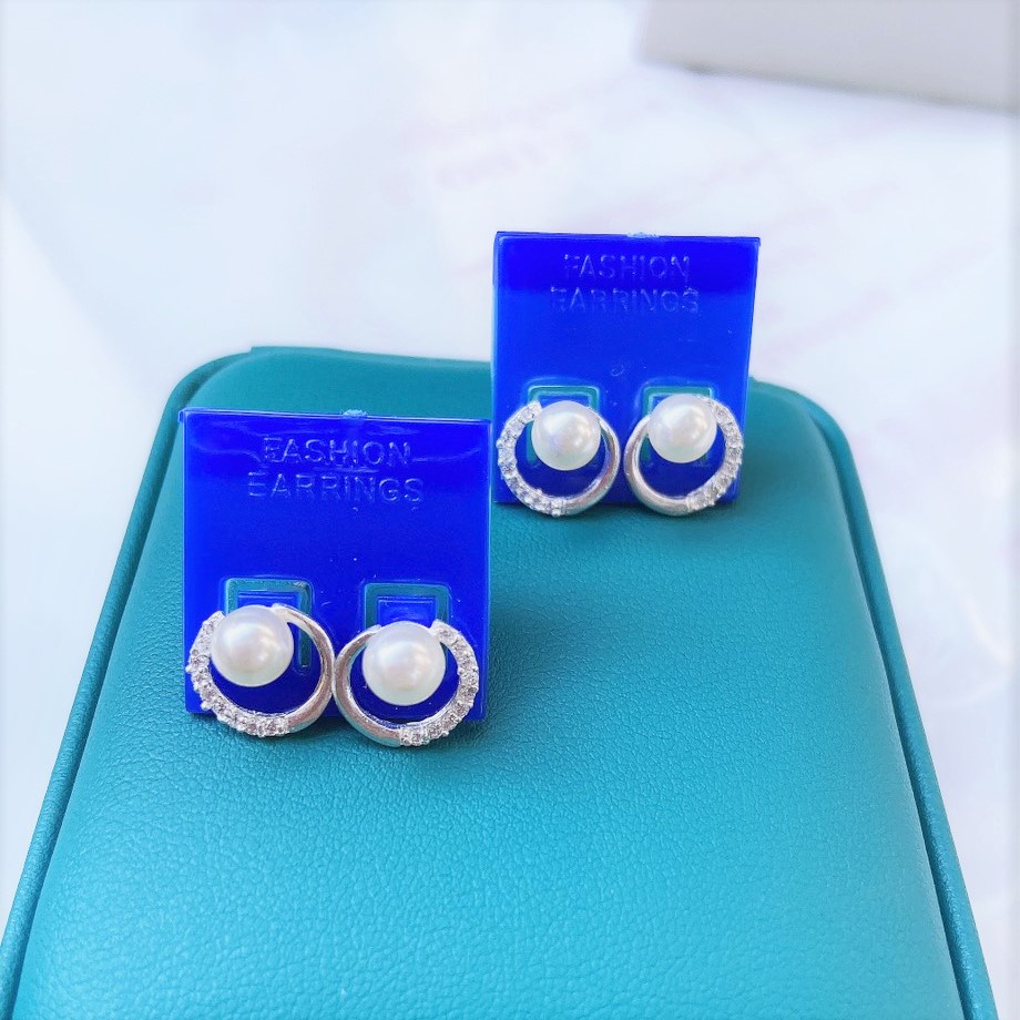 Bông tai tròn nửa hàng đá đính hạt trai, Khuyên tai chất liệu bạc ta cao cấp - Trang sức bạc Evasilver