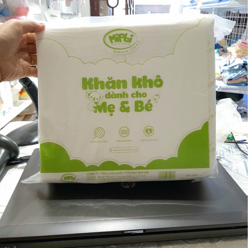 Khăn khô đa năng mipbi cho mẹ và bé 600g (560-580 tờ)