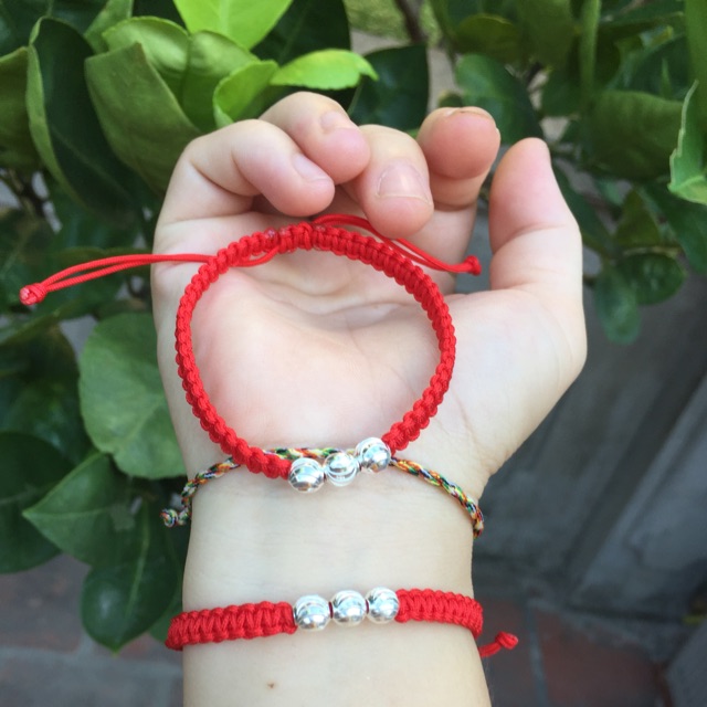 10 vòng chỉ đỏ