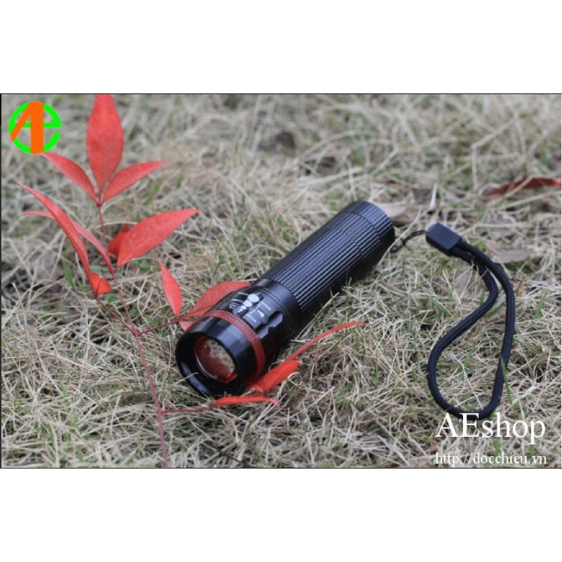 Đèn pin hợp kim nhôm dã ngoại siêu sáng đa dụng thấu kính lồi