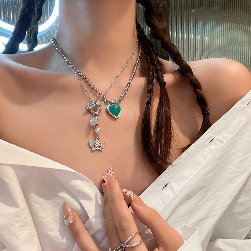 Vòng cổ Mặt Trái Tim Đính Hạt Xanh Dương Cho Nữ