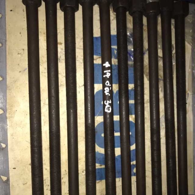 Sản phẩm gia đình làm: BLXT Phi 14 dài 30cm đen rin