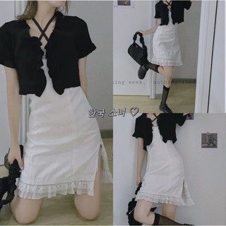 Set áo croptop khoác + váy 2 dây trắng ngắn phong cách năng động