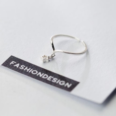 Nhẫn nữ nhẫn bạc s925 solitaire ngôi sao đính đá pha lê tua rua đeo ngón út Cá jewelry NB103