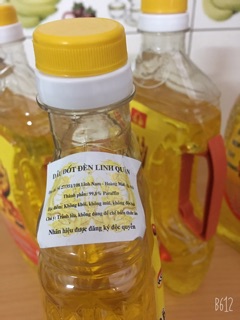 Dầu đèn cát tường lưu ly 1000ml