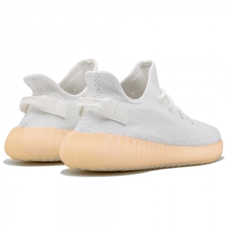 GIÀY THỂ THAO TRẮNG BOOST