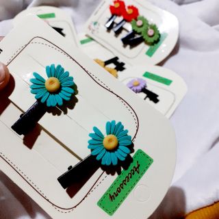 Kẹp mỏ vịt hoa cúc màu dễ thương (được chọn màu)