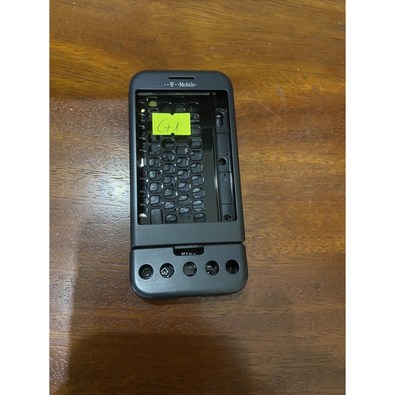 vỏ HTC G1 đầy đủ xương phím như hình( đen và trắng)