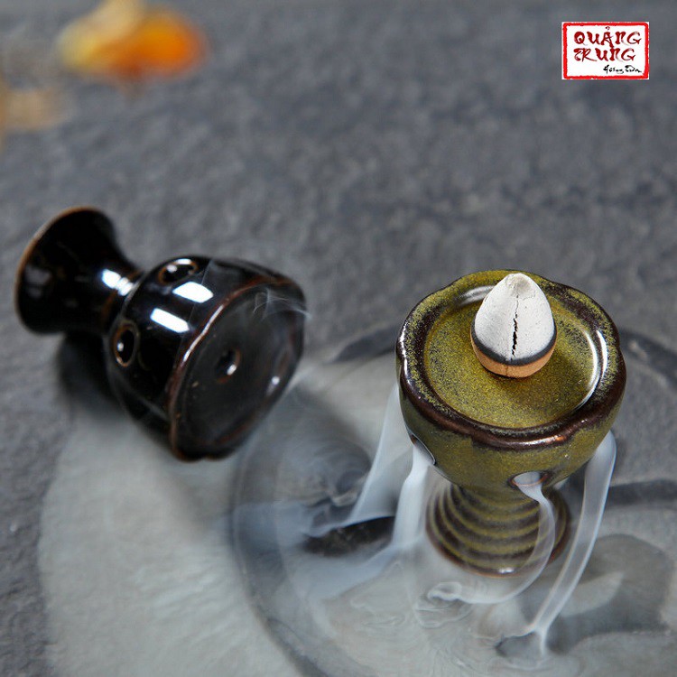 Thác Khói Trầm Hương Đế Gốm Sứ Đặt Nụ Trầm | BigBuy360 - bigbuy360.vn