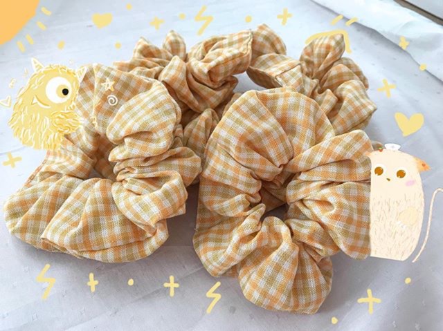 ✨ SCRUNCHIES BUỘC TÓC CARO VÀNG ✨