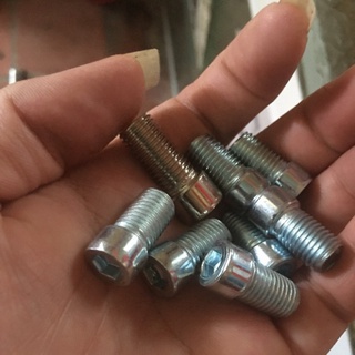Ốc 10 ren xuôi , ren ngược lắp chân gương