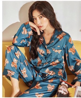 Bộ ngủ lụa hình con gấu