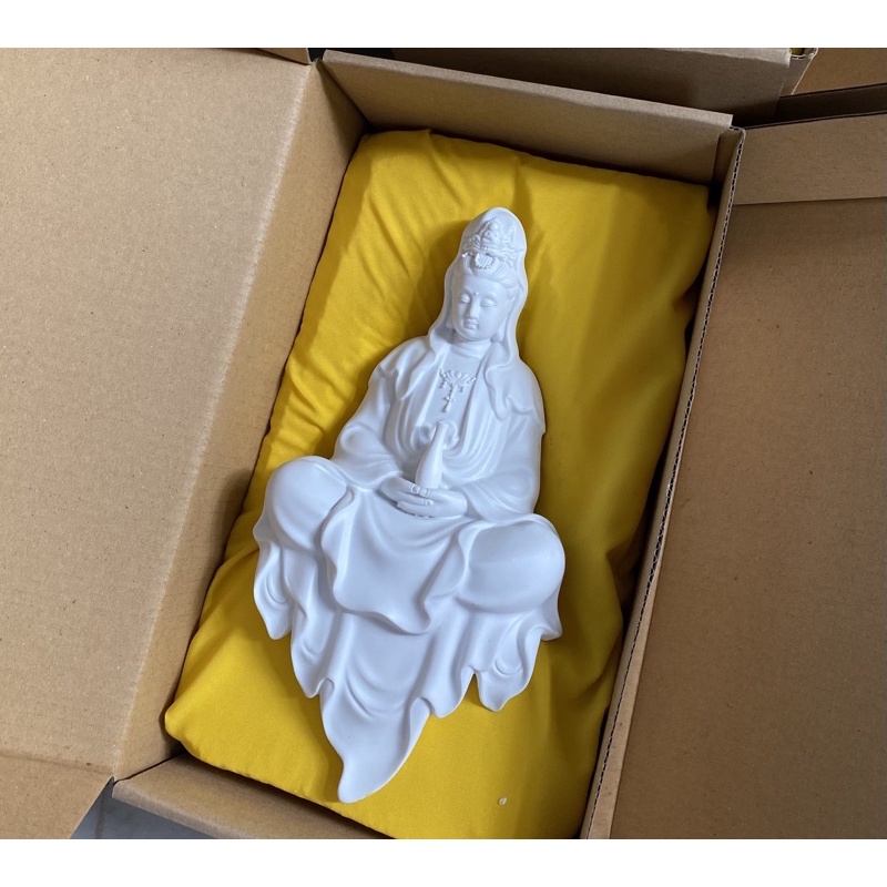 TƯỢNG PHẬT BÀ QUAN ÂM có hộp