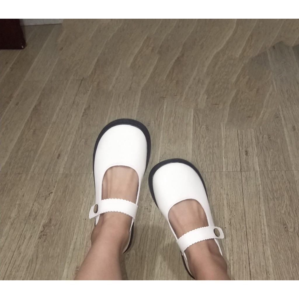 Giày Mary Janes khuy tròn hai màu