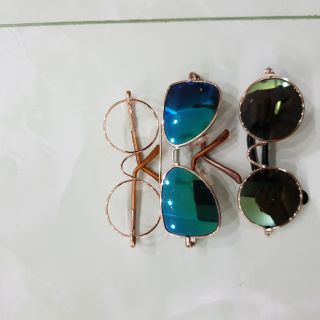 Mắt kính búp bê