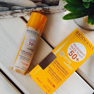 Kem Chống Nắng Bioderma Photoderm Nude Touch Light Tint SPF 50+ 40ml