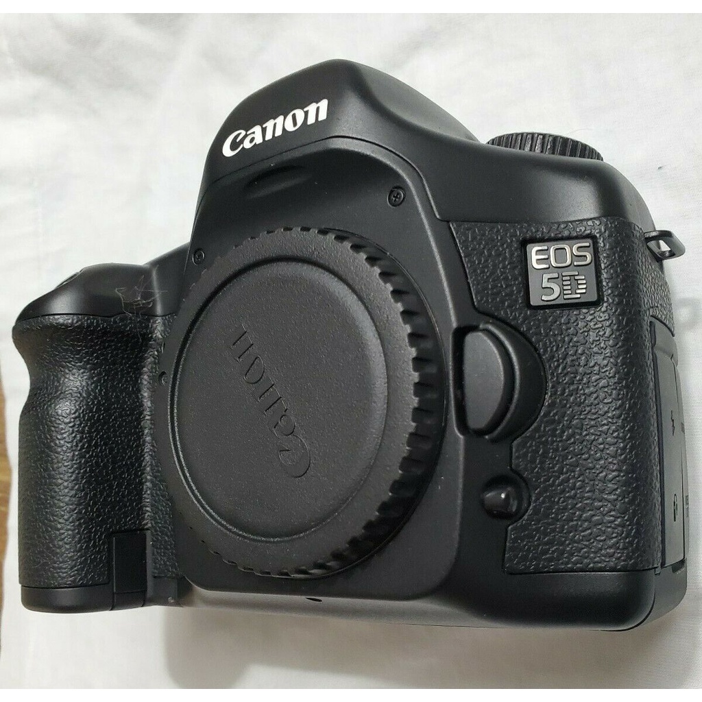 Máy ảnh Canon 5D, Huyền thoại Fullframe Canon - Mới 90%