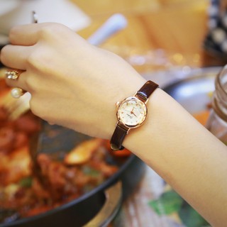 Đồng hồ nữ Quartz DH04 Dây Da Mặt Nhỏ Tiểu Thư