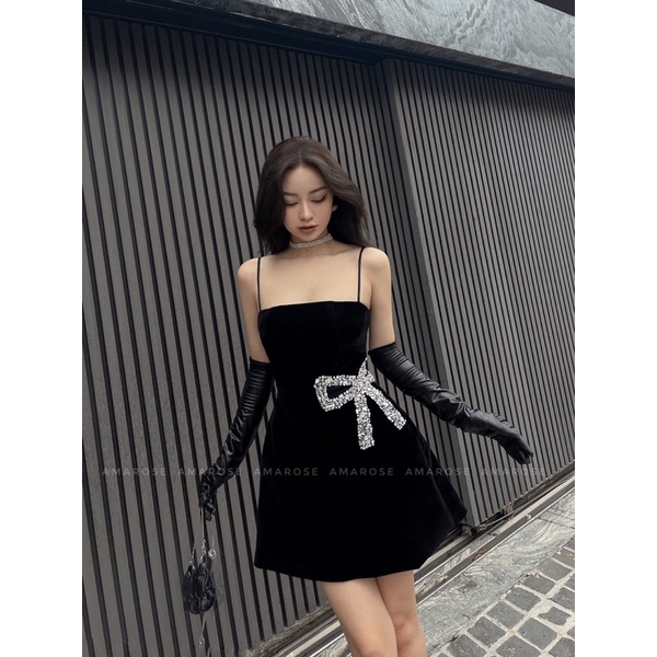 Đầm nhung đính nơ đá thủ công Krystal Dress