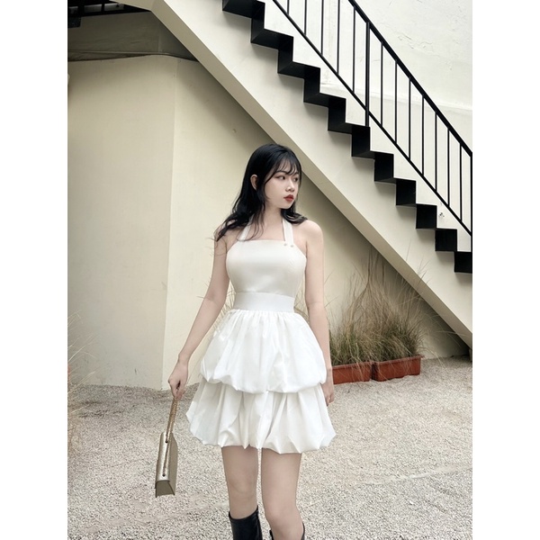 MIM | ĐẦM HAI TẦNG HỞ LƯNG