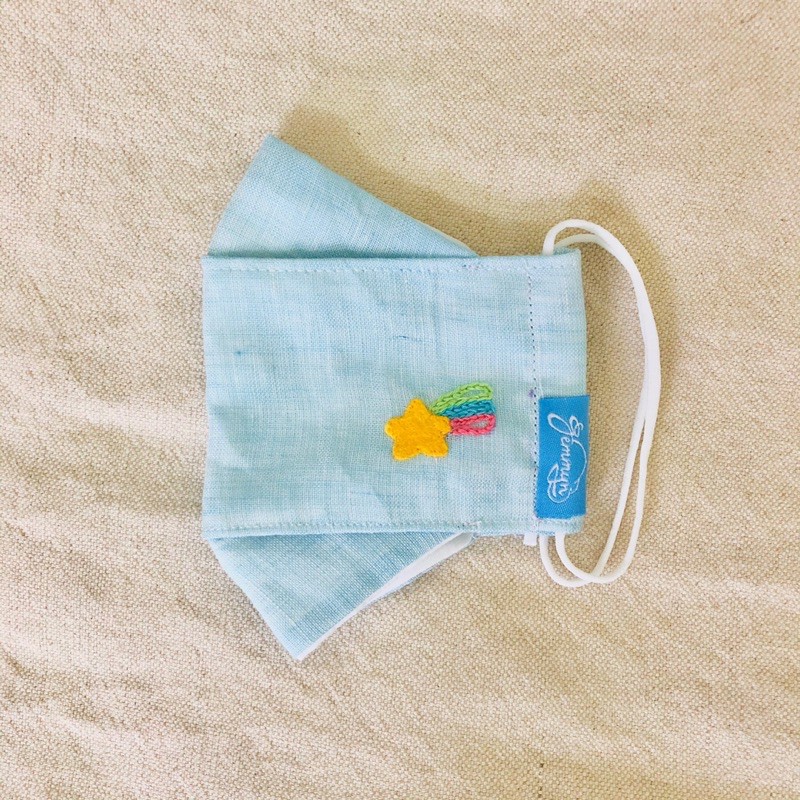 Khẩu trang Linen premium lót cotton mát mịn nhẹ với biểu tượng may mắn! | BigBuy360 - bigbuy360.vn